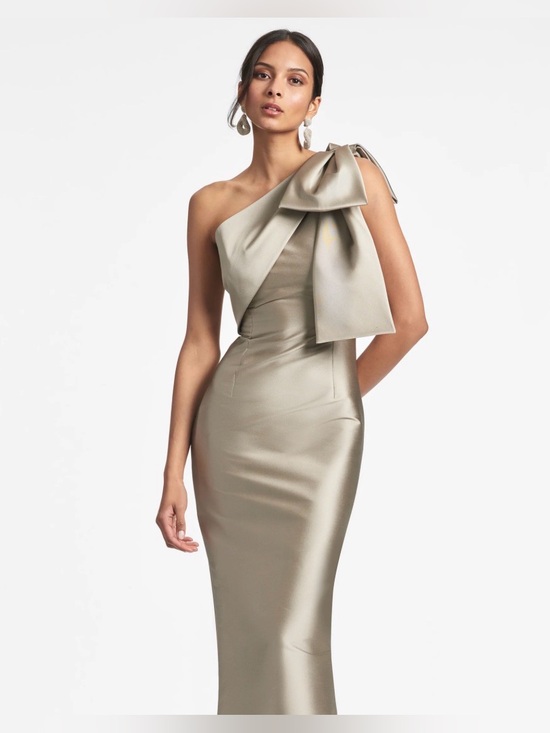 Sachin + Babi Dresses & Skirts - Sachin + Babi Bonnie Gown Pewter Size 4 NWOT